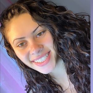 Meet your Posher, Isabella